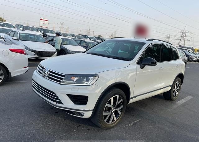 VOLKSWAGEN TOUAREG