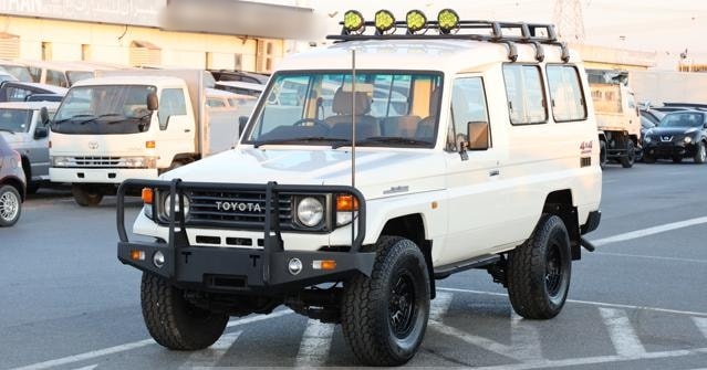 TOYOTA Land Cruiser