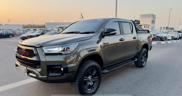TOYOTA Hilux
